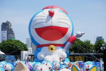 100% Doraemon in Town โดราเอมอนยักษ์ปรากฏตัวริมแม่น้ำเจ้าพระยา! เปิดฉากความอลังการครั้งประวัติศาสตร์ กับนิทรรศการโดราเอมอนที่ใหญ่ที่สุดในโลก 1 พฤษภาคม - 22 มิถุนายน 2568 นี้ ณ ไอคอนสยาม
