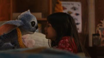 เผยเบื้องหลังกว่าจะเป็น “สติทช์” เจ้าขนฟูตัวสีฟ้า ในภาพยนตร์ไลฟ์แอ็กชันสุดประทับใจ  “Disney’s Lilo & Stitch ลีโลแอนด์สติทช์” วันนี้ในโรงภาพยนตร์