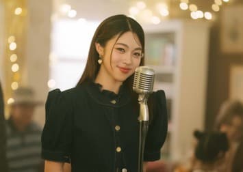 RISA NARISA ส่งซิงเกิลใหม่ “รักหมื่นครั้ง” ถ่ายทอดความรักที่ไม่มีวันพอ ได้คู่รักอินฟลูชื่อดังร่วมเล่น MV ครั้งนี้ด้วย