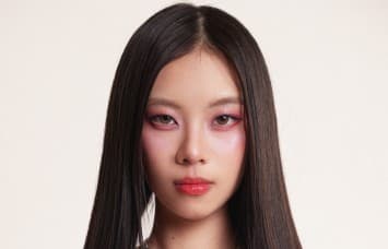 ไฟยังไม่ทันดับ แพรซันก็จุดเพลงใหม่ให้ลุกอีก! “เติมไฟ”  (Streak) เพลงใหม่ล่าสุดจากศิลปินสวยเเต่เเปลก “Praesun (แพรซัน)”