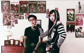 “โตมาไงวะ?” เพลงคู่สุดกวนชวนทะเลาะแห่งปี จาก QEETHA feat. CHEERS วง VIIS สไตล์ Pop-Punk สุดจี๊ด ที่จะติดหูติดปากก่อนคุณตั้งตัวทัน!