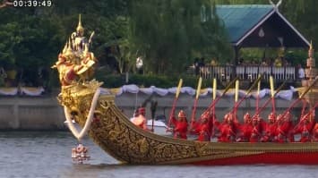 ครั้งหนึ่งในชีวิตคนไทย รอเฝ้าทูลละอองธุลีพระบาท  ชมพระบรมเดชานุภาพพระราชพิธีบรมราชาภิเษก