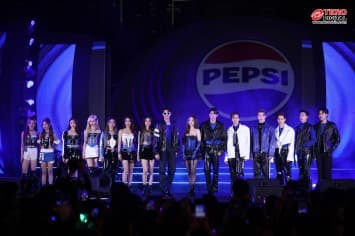 Nont Tanont , 4EVE , PROXIE , Nene ท้า Gen Z มาซ่าหน่อยมั้ย? เปิดสู่โลกใหม่ของเป๊ปซี่ครั้งแรกในไทย กับ Pepsi Immersive Globe สุดอลัง กลางลานเซ็นทรัลเวิลด์