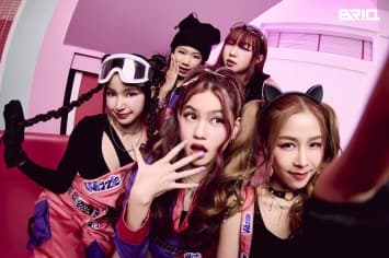 “Wizzle” 5 สาวเกิร์ลกรุ๊ปแสนซนน้องใหม่แห่งวงการ T-Pop  ส่ง Dance Performance โชว์ท่าเต้นสุดปัง ถ่ายทำด้วย iPhone 15 Pro Max